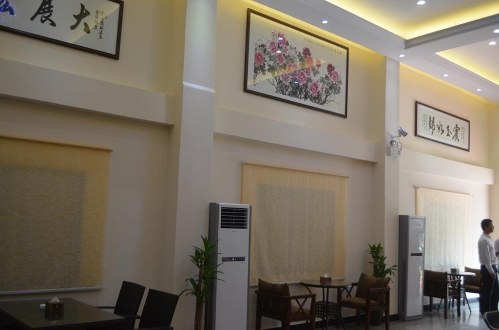 Good Luck Hotel Янгон Экстерьер фото
